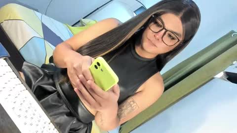 ANGELA online show from September 19, 2025, 2:35 am