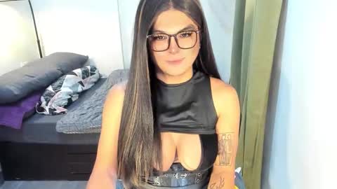 Snapshot of domina_angela chatting on May 23, 2026, 2:17 am ANGELA online show from May 23, 2026, 2:17 am