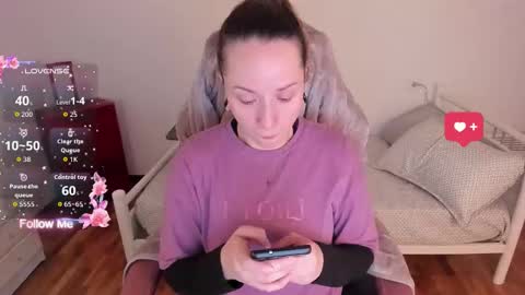 Snapshot of domina_deivis chatting on December 16, 2025, 1:05 pm I WILL BE BACK ON WEDNESDAY DECEMBER 4 0100AM COLOMBIA TIME online show from December 16, 2025, 1:05 pm