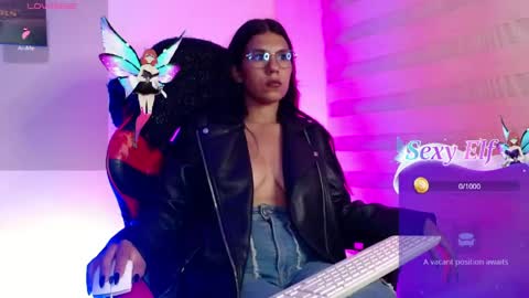 Snapshot of domina_lia chatting on April 25, 2026, 3:42 am Domina Lia online show from April 25, 2026, 3:42 am