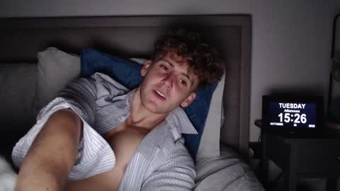 Alex...  online show from October 28, 2025, 3:25 pm