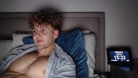 Alex...  online show from November 14, 2025, 3:33 pm