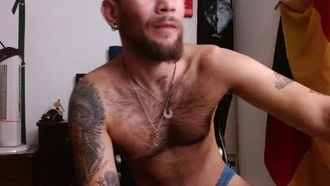 Logan - INDEPENDET MODEL online show from March 30, 2026, 2:40 pm