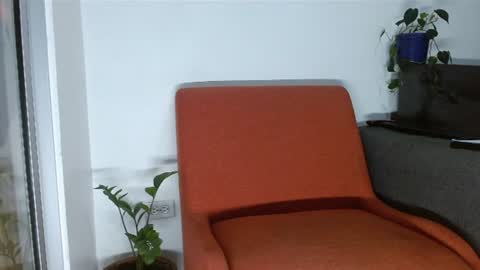 Logan - INDEPENDET MODEL online show from July 22, 2026, 1:30 am