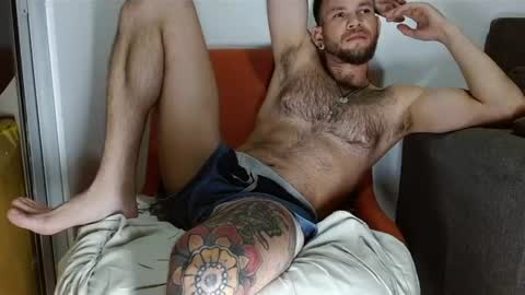 Logan - INDEPENDET MODEL online show from August 4, 2026, 11:35 am