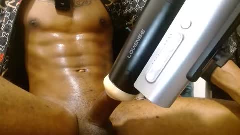 Snapshot of dominic751 chatting on December 20, 2025, 3:30 pm dominic751 online show from December 20, 2025, 3:30 pm