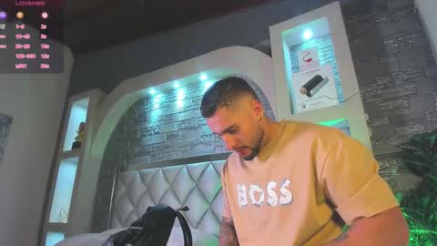 Snapshot of dominic_de_luca chatting on October 11, 2025, 3:50 am dominic de luca online show from October 11, 2025, 3:50 am