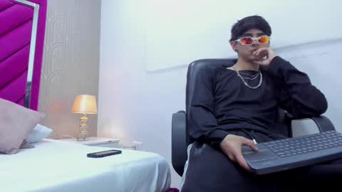 Dominic foox online show from February 16, 2026, 1:29 pm