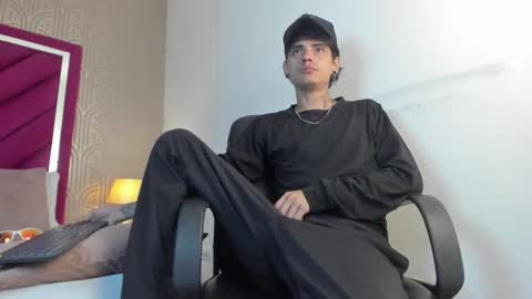 Dominic foox online show from March 14, 2026, 12:21 pm