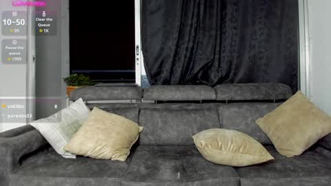 SANTI  independent model online show from December 25, 2024, 3:40 am