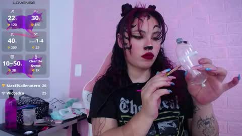   online show from October 9, 2025, 5:00 pm