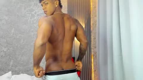 dominic_sg online show from July 22, 2026, 5:32 am