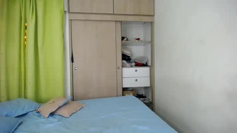 Snapshot of dominic_sofia chatting on June 16, 2026, 11:29 pm dominic_sofia online show from June 16, 2026, 11:29 pm