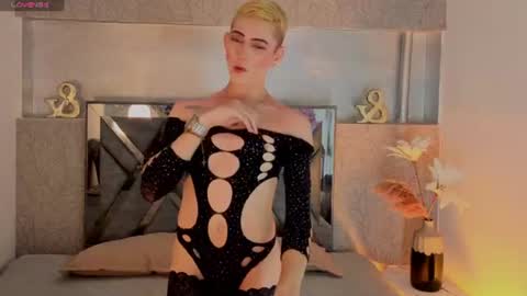 Snapshot of dominic_thailor chatting on July 28, 2026, 2:57 pm Dominic online show from July 28, 2026, 2:57 pm