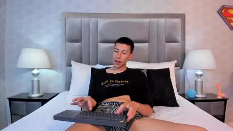 Snapshot of dominicblazee chatting on January 17, 2025, 7:49 pm Dominic Blazee online show from January 17, 2025, 7:49 pm