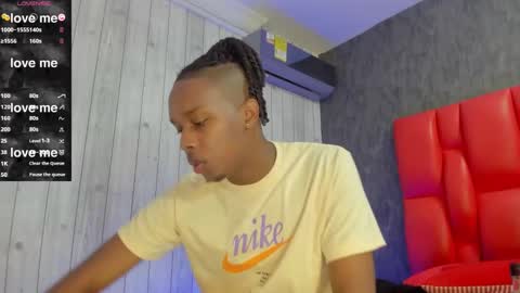 Snapshot of dominicsccott chatting on March 3, 2025, 12:48 pm Dominicscott online show from March 3, 2025, 12:48 pm