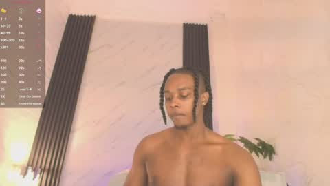 Snapshot of dominicsccott chatting on July 14, 2026, 1:06 pm Dominicscott online show from July 14, 2026, 1:06 pm