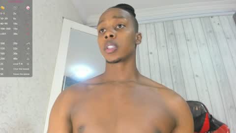 Snapshot of dominicsccott chatting on July 31, 2026, 12:26 pm Dominicscott online show from July 31, 2026, 12:26 pm
