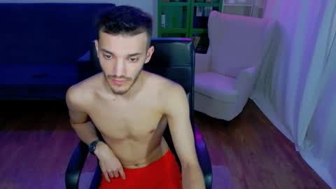 Snapshot of dominicvalente chatting on October 25, 2025, 4:46 pm dominicvalente online show from October 25, 2025, 4:46 pm