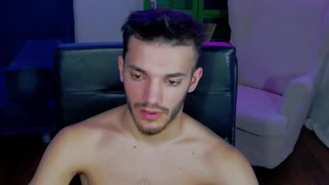 Snapshot of dominicvalente chatting on October 31, 2025, 5:47 pm dominicvalente online show from October 31, 2025, 5:47 pm