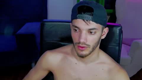 Snapshot of dominicvalente chatting on November 2, 2025, 6:32 pm dominicvalente online show from November 2, 2025, 6:32 pm