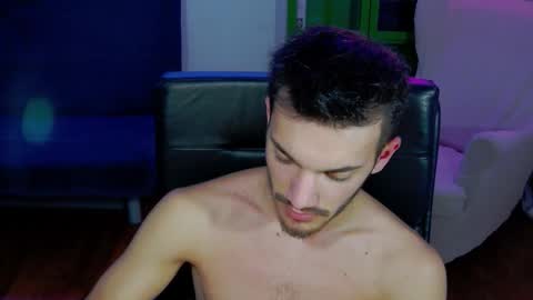 Snapshot of dominicvalente chatting on November 3, 2025, 10:21 pm dominicvalente online show from November 3, 2025, 10:21 pm