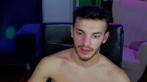 Snapshot of dominicvalente chatting on November 4, 2025, 10:09 pm dominicvalente online show from November 4, 2025, 10:09 pm