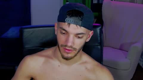 Snapshot of dominicvalente chatting on November 8, 2025, 2:23 am dominicvalente online show from November 8, 2025, 2:23 am