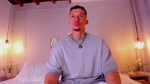 Snapshot of dominik_drake chatting on July 9, 2026, 12:20 pm Dominik Drake online show from July 9, 2026, 12:20 pm