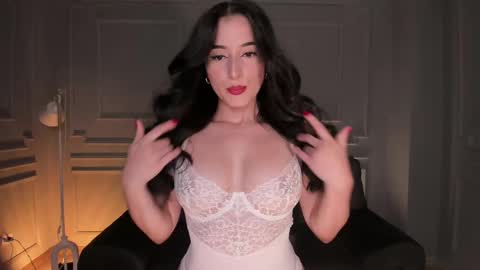 Dominique online show from March 1, 2025, 9:15 pm