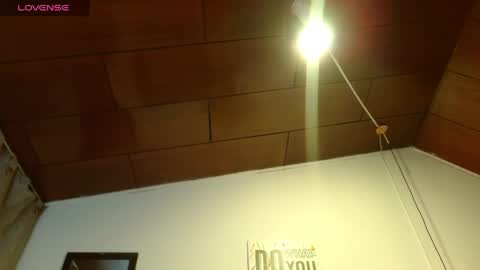 Snapshot of domink_gilr chatting on June 4, 2026, 7:25 am D O M I N K online show from June 4, 2026, 7:25 am