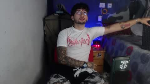 Snapshot of dominus_kane chatting on November 12, 2025, 3:07 am dominus_kane online show from November 12, 2025, 3:07 am