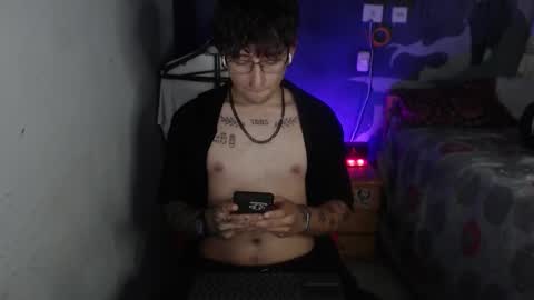 Snapshot of dominus_kane chatting on November 27, 2025, 7:10 am dominus_kane online show from November 27, 2025, 7:10 am