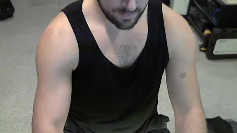 domjfriesen1541 online show from December 25, 2024, 10:48 pm