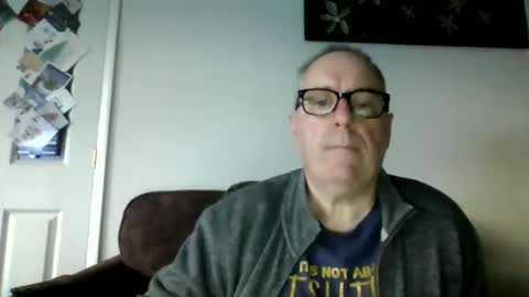 Snapshot of domjolly08 chatting on December 20, 2025, 3:52 pm David uk online show from December 20, 2025, 3:52 pm