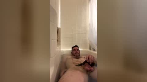 Snapshot of dommydata chatting on December 13, 2025, 8:36 pm El Senor de Cielos online show from December 13, 2025, 8:36 pm