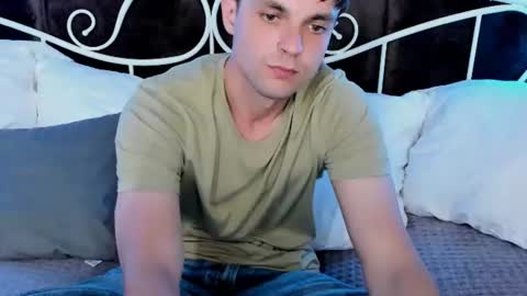 Snapshot of don_di chatting on July 26, 2026, 3:30 pm Don online show from July 26, 2026, 3:30 pm