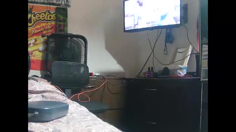 Snapshot of donaldk21 chatting on December 1, 2025, 11:32 pm HBYAM online show from December 1, 2025, 11:32 pm