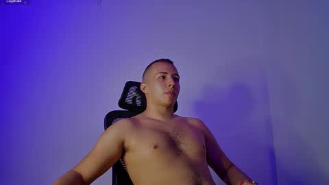 Donat Independent Model online show from February 26, 2025, 2:46 pm