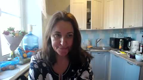 Snapshot of donnalimadonna chatting on January 6, 2025, 9:30 am Tatiana 43 curvy sexy body and Joanna redhead 39 years online show from January 6, 2025, 9:30 am