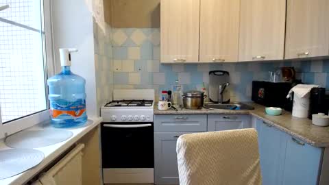 Snapshot of donnalimadonna chatting on January 17, 2025, 9:06 am Tatiana 43 curvy sexy body and Joanna redhead 39 years online show from January 17, 2025, 9:06 am