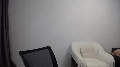 Snapshot of donnalimadonna chatting on November 9, 2025, 12:03 pm Tatiana 43 curvy sexy body and Joanna redhead 39 years online show from November 9, 2025, 12:03 pm