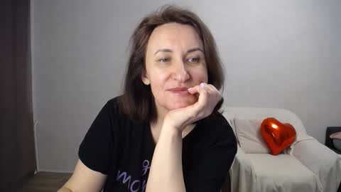 Tatiana 43 curvy sexy body and Joanna redhead 39 years online show from February 20, 2026, 7:10 am