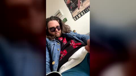 doomer2324 online show from April 4, 2026, 9:40 am