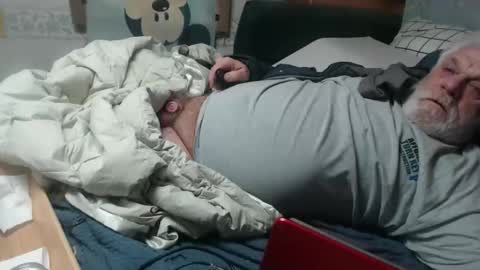 cummingdoouug online show from January 14, 2026, 5:18 pm