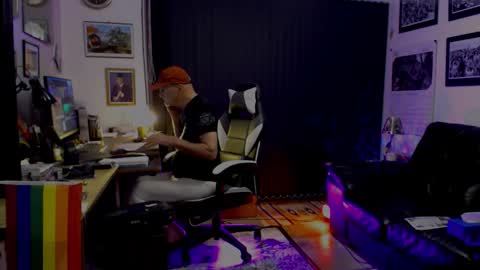 Snapshot of dopeleaf2 chatting on September 12, 2025, 7:25 pm dopeleaf2 online show from September 12, 2025, 7:25 pm