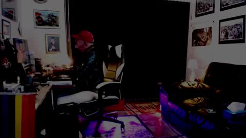 Snapshot of dopeleaf2 chatting on September 25, 2025, 10:57 pm dopeleaf2 online show from September 25, 2025, 10:57 pm