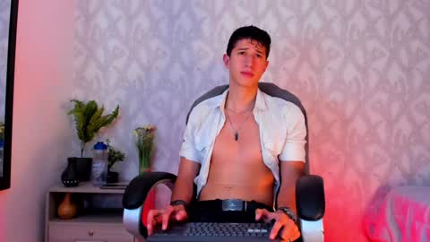 dorian_mystery online show from January 15, 2025, 1:45 am