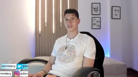 dorian_mystery online show from June 11, 2026, 1:38 am