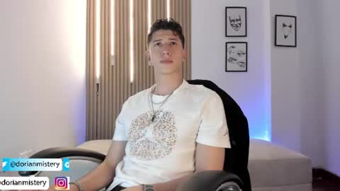 dorian_mystery online show from June 11, 2026, 2:53 am